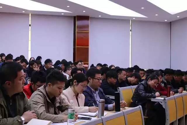 C:\Users\Administrator\Desktop\网站管理\新闻中心\幸福之路\2.jpg